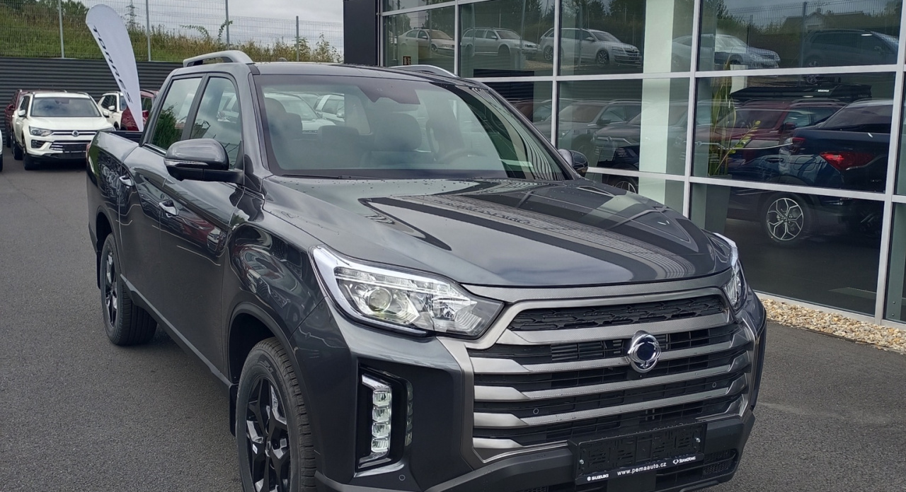 MUSSO GRAND PREMIUM 4X4 AT ACM demo