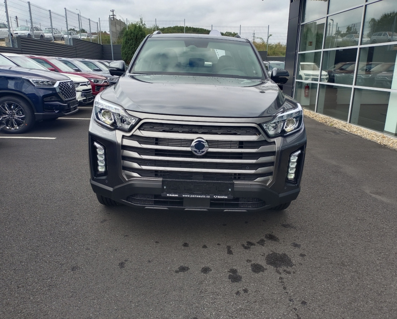 MUSSO GRAND PREMIUM 4X4 AT ACM demo