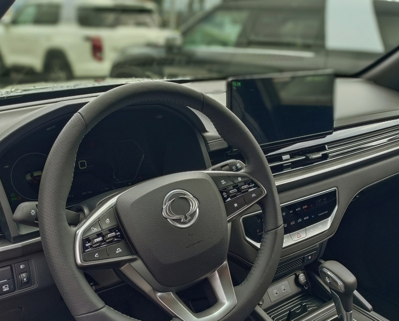 MUSSO GRAND PREMIUM 4X4 AT ACM demo