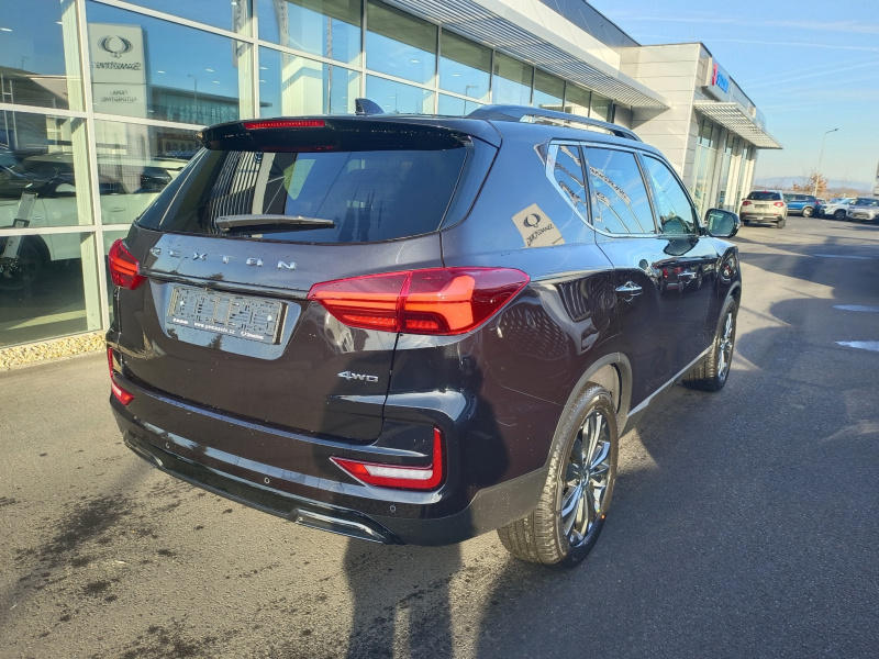 Rexton PREMIUM+ 4x4 AT LAK (BL) BLACK PACKET