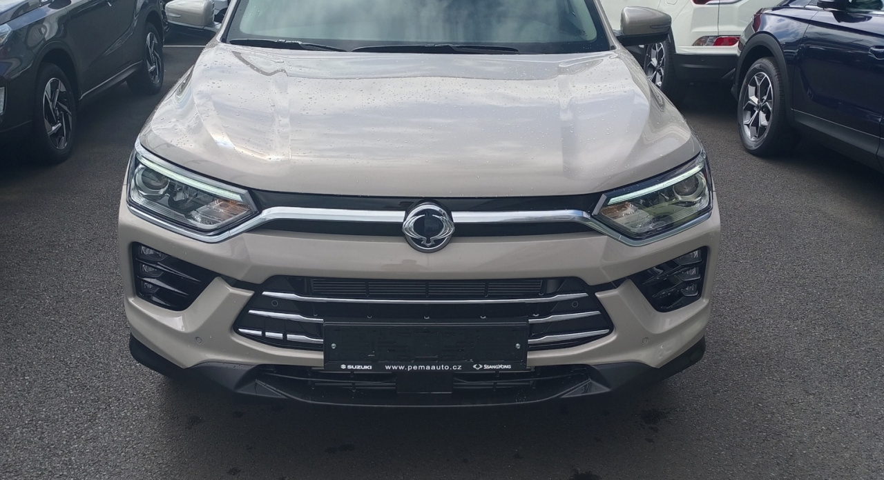 Korando Style+ M6 EBL (BL)