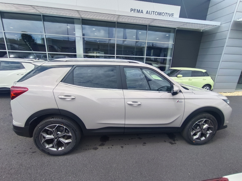 Korando Style+ M6 EBL (BL)