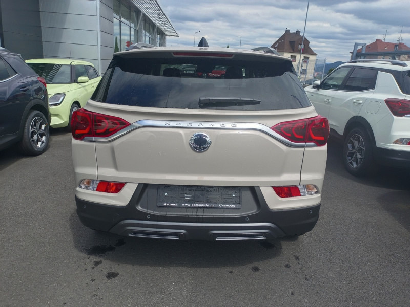 Korando Style+ M6 EBL (BL)