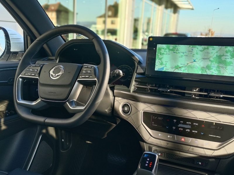 Rexton PREMIUM+ 4x4 AT ACM (WH)