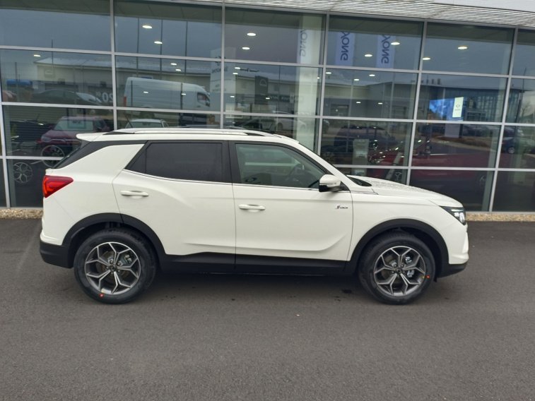 Korando Style+  M6 WAA (BL) 0