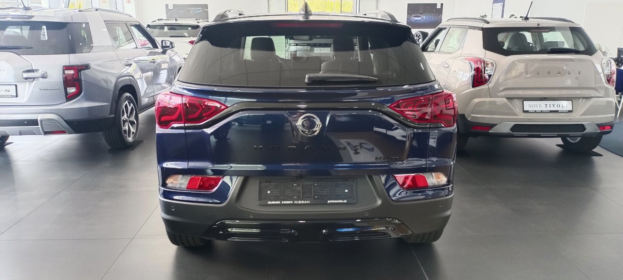 KORANDO ELEGANT FWD A6 BAS/GR